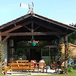 Mobil-home Avec Terrasse Pour 6 Personnes - Api-1-52-1404